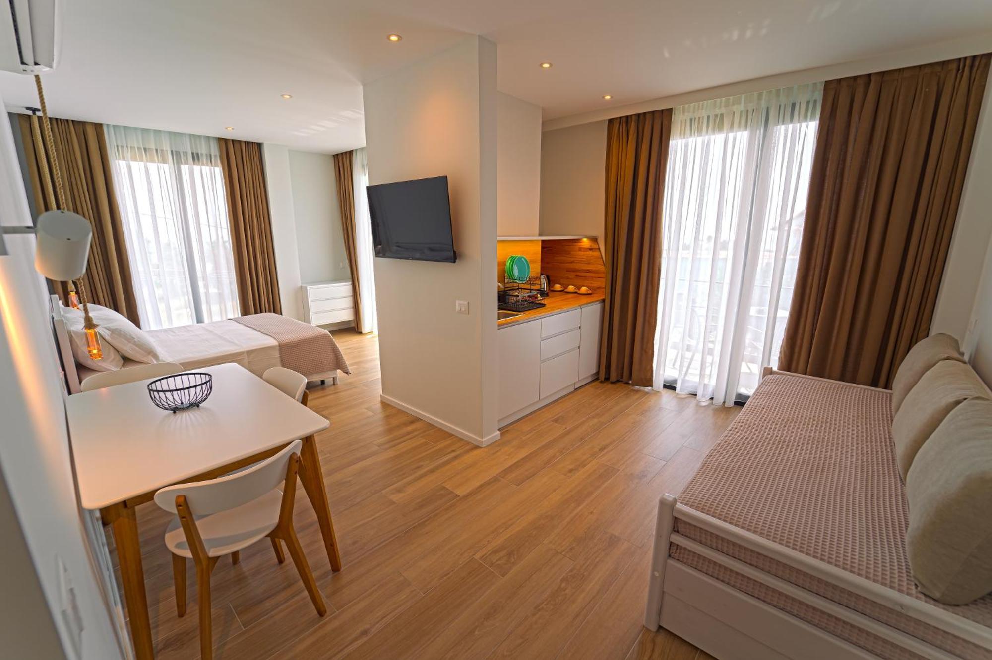 Hotel Vila 19 Dhërmi 외부 사진